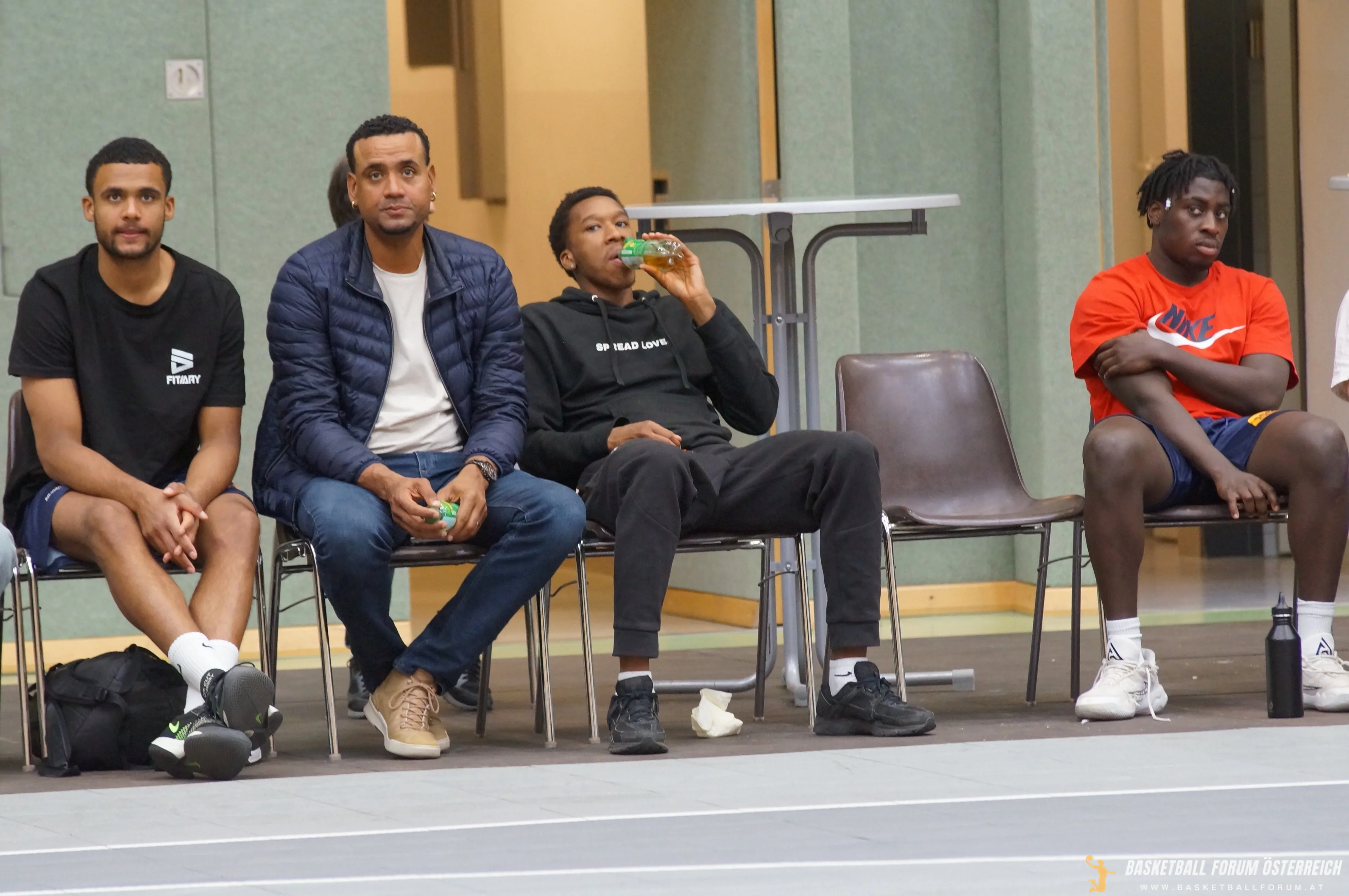 Mediathek - 107 von 436.webp