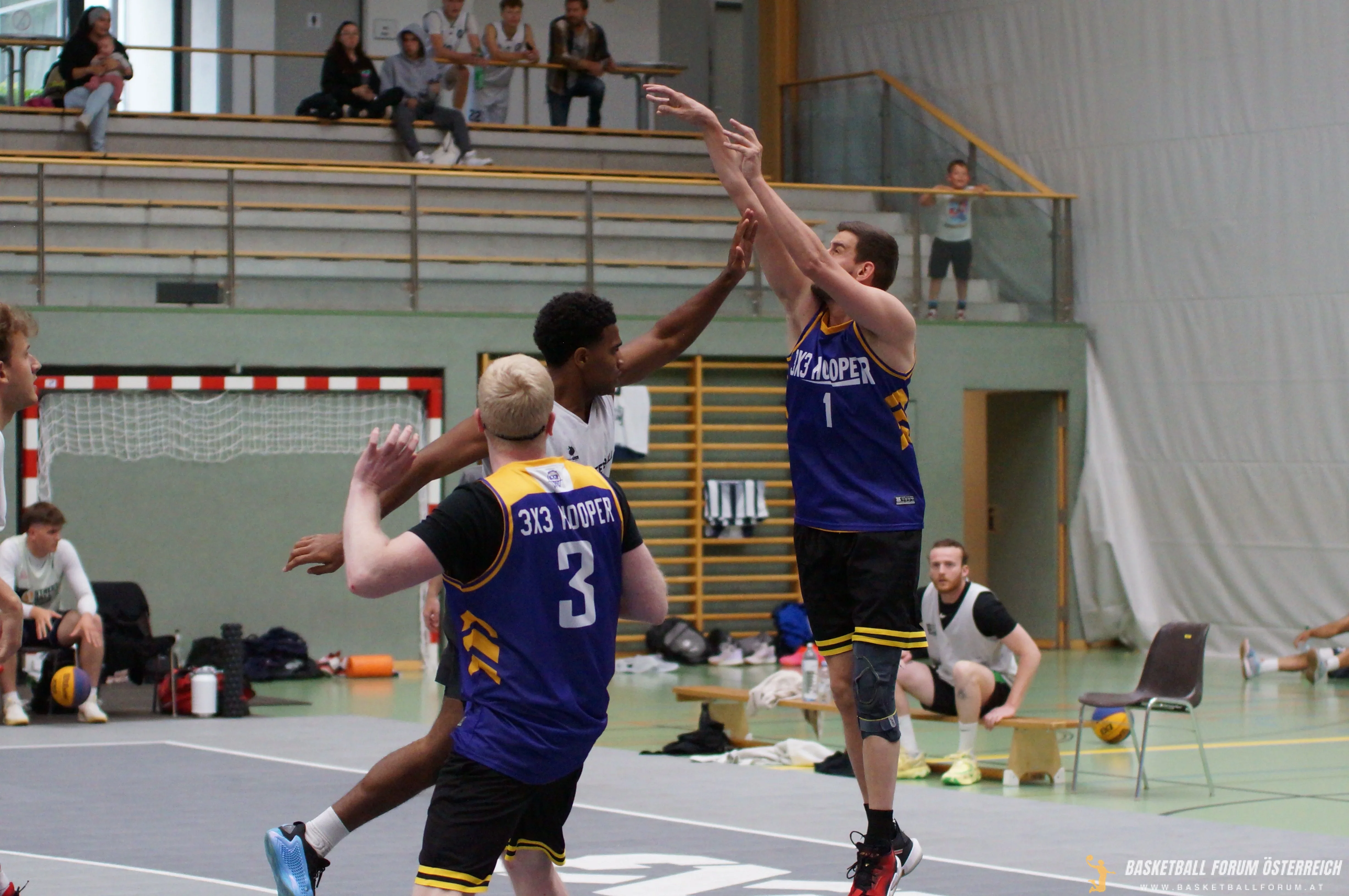 Mediathek - 121 von 436.webp