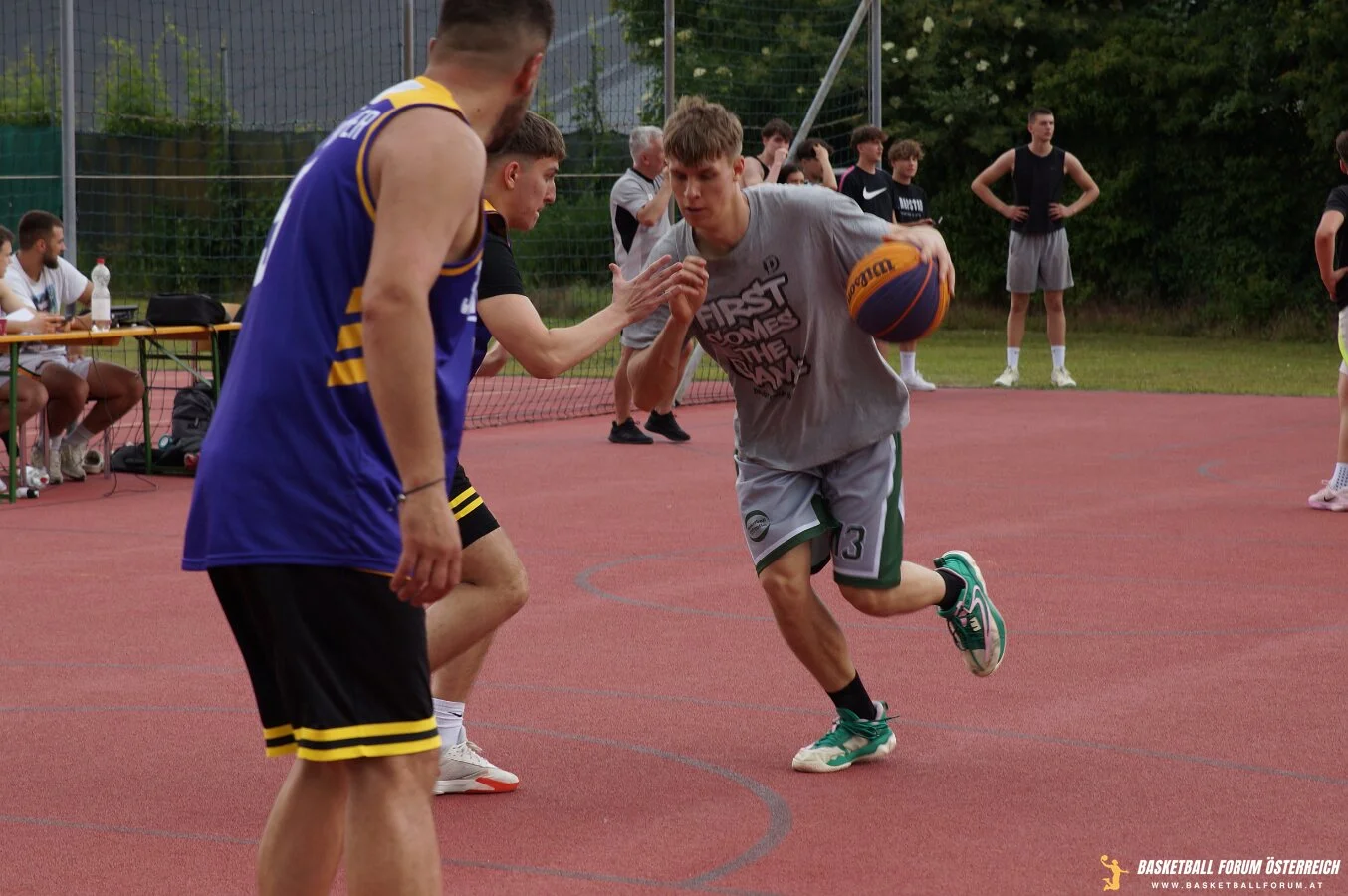 Mediathek - 222 von 519.webp