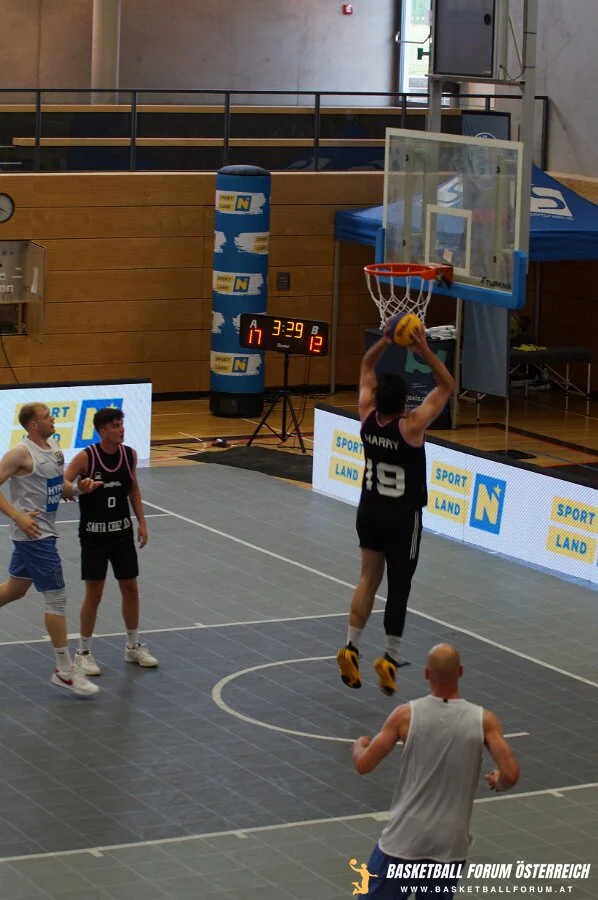 Mediathek - 263 von 519.webp