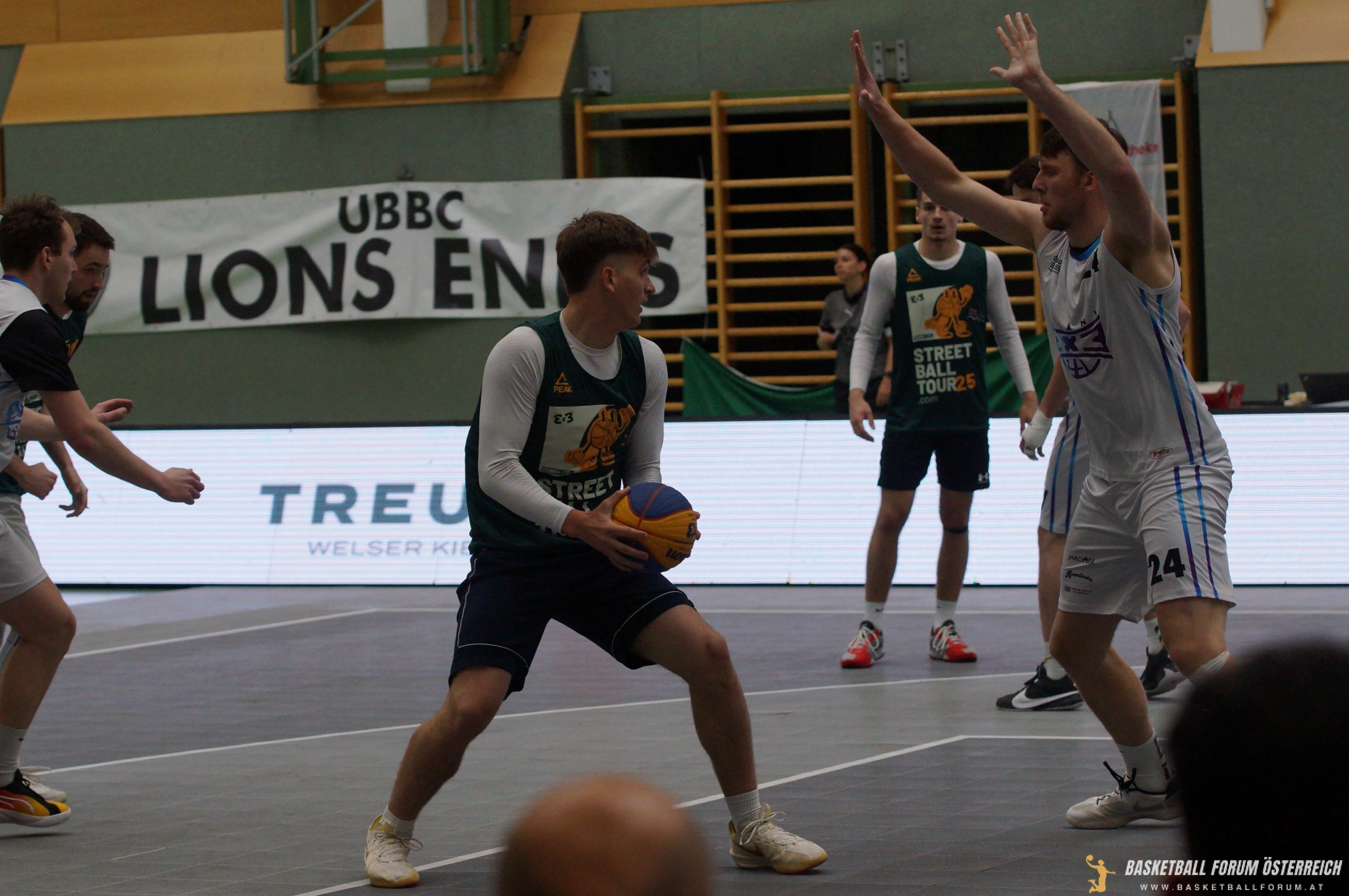 Mediathek - 57 von 436.webp