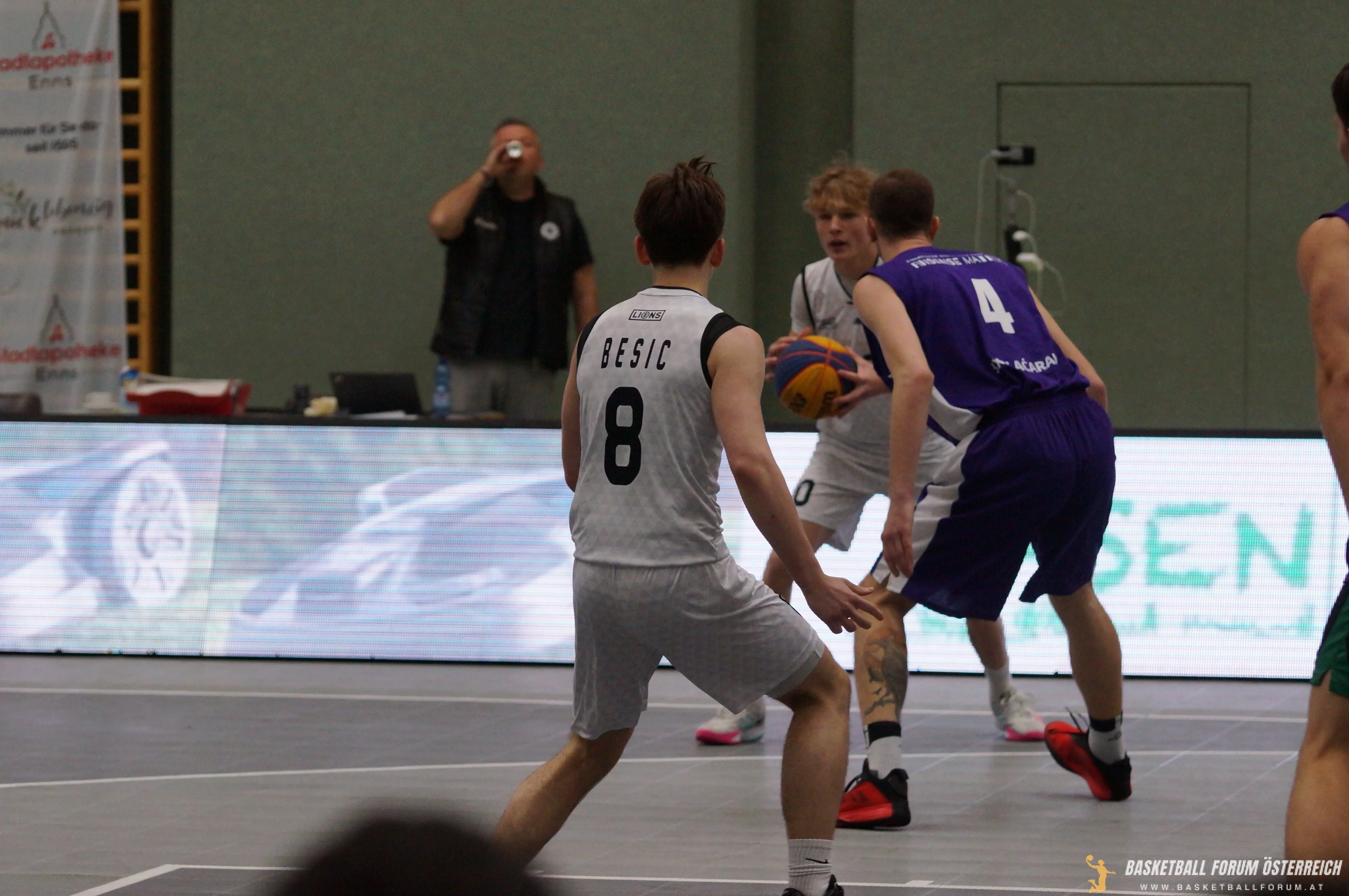 Mediathek - 76 von 436.webp