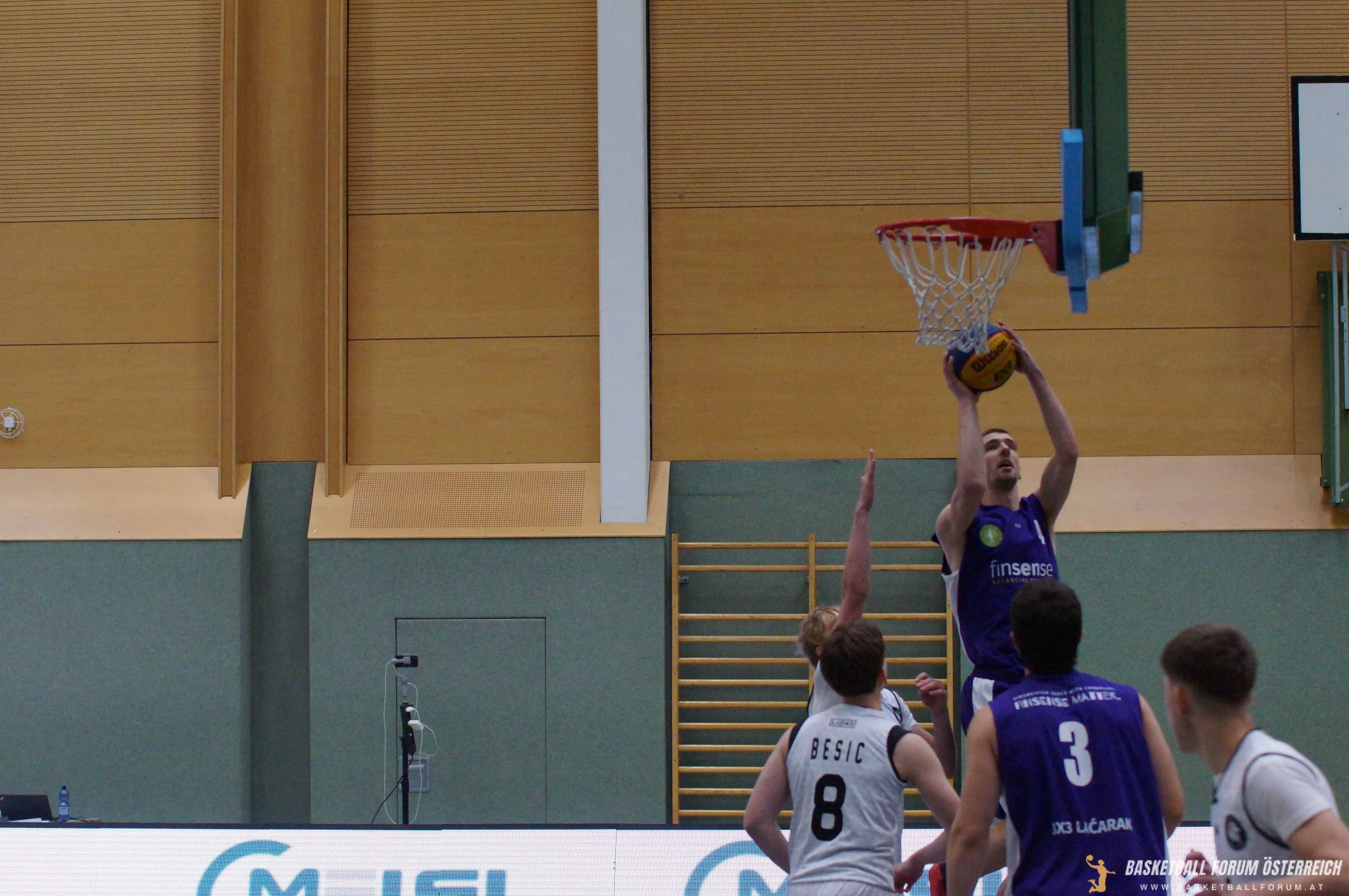 Mediathek - 81 von 436.webp