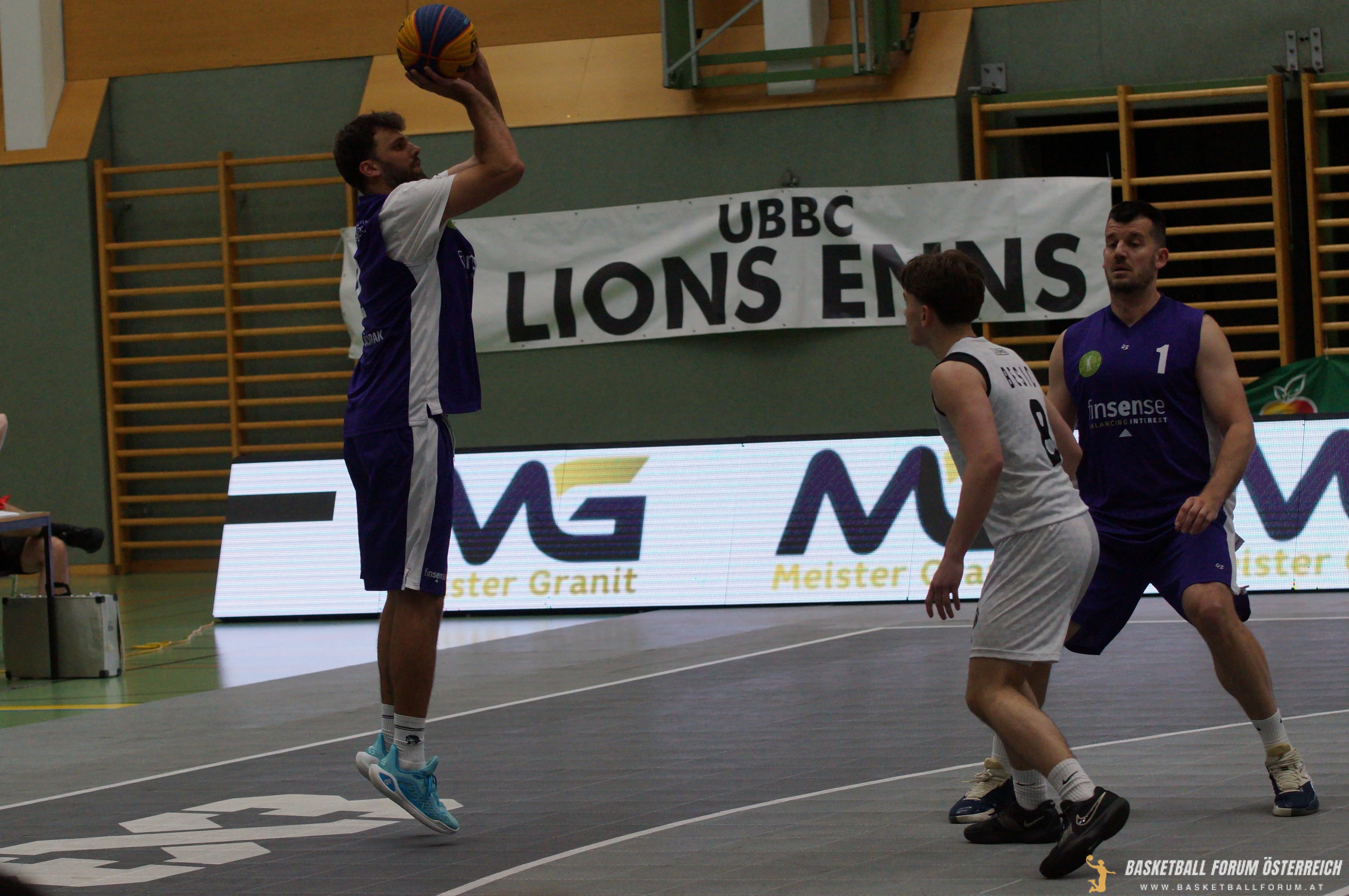 Mediathek - 92 von 436.webp