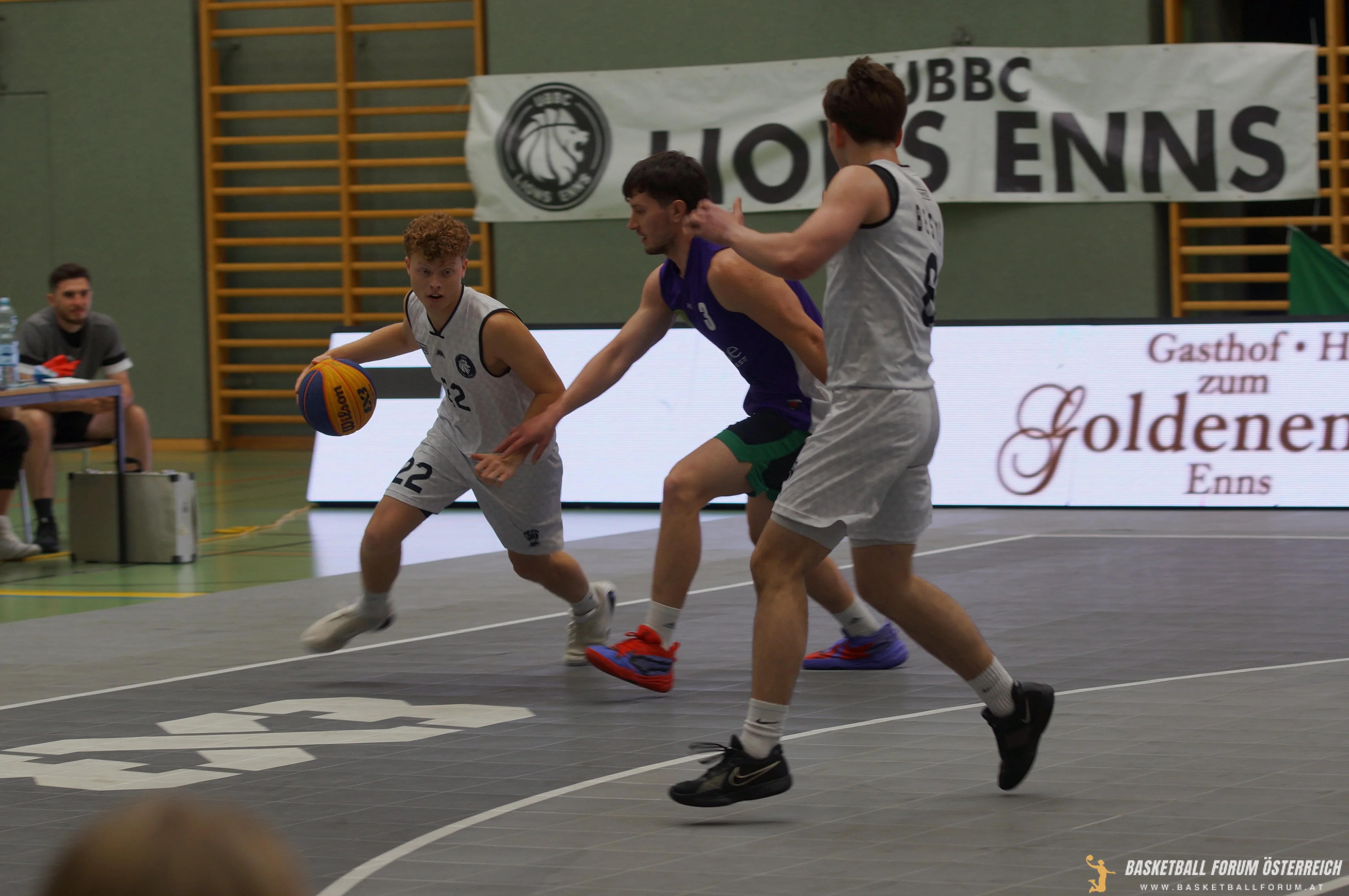 Mediathek - 95 von 436.webp